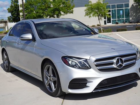 Used 2017 Mercedes-Benz E 300 image 8