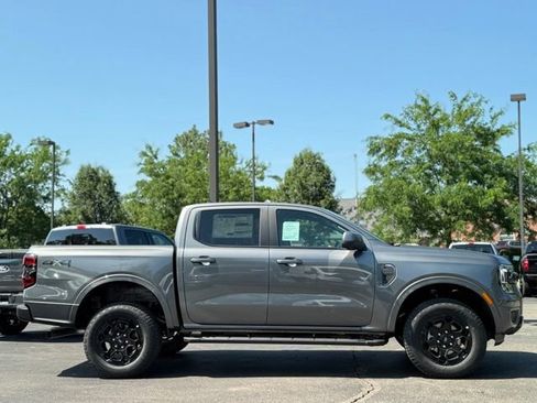 New 2026 Ford Ranger Lariat w/ Black Appearance Package AWD/4WD image 38