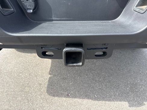 Used 2018 Ford F250 XL w/ Power Equipment Group AWD/4WD image 8