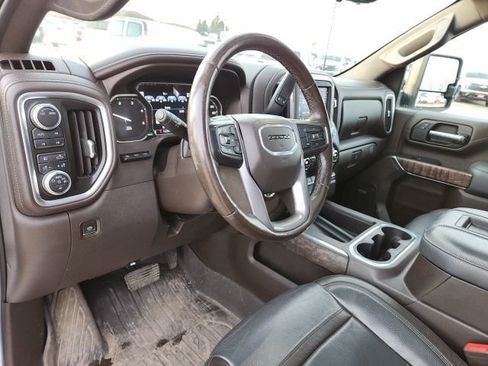 Used 2020 GMC Sierra 2500 Denali w/ Denali Ultimate Package image 9