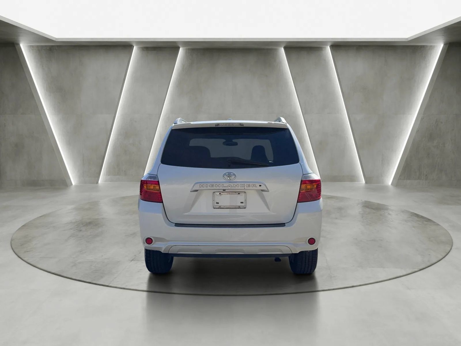 Used 2010 Toyota Highlander Limited w/ Extra Value Pkg 8 FWD image 5