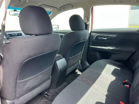 Used 2014 Nissan Altima 2.5 S FWD image 26