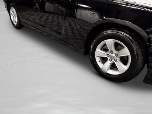 Used 2014 Dodge Charger SE RWD image 40