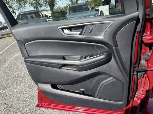 Used 2022 Ford Edge SEL w/ Convenience Package image 18
