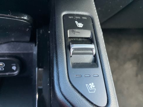 Used 2023 Kia Telluride EX image 26