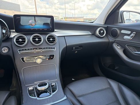Used 2019 Mercedes-Benz C 300 Sedan image 28