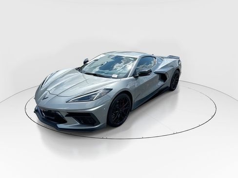 Used 2024 Chevrolet Corvette Stingray Preferred Cpe RWD image 4