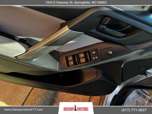 Used 2015 Subaru Forester 2.5i Premium w/ All-Weather Package image 20