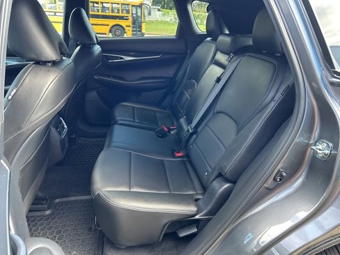 Used 2024 INFINITI QX50 Sport image 12