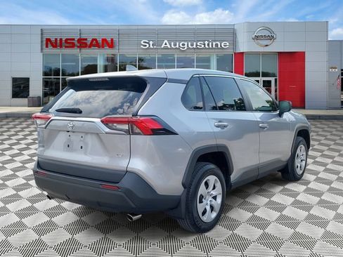 Used 2024 Toyota RAV4 LE FWD image 2