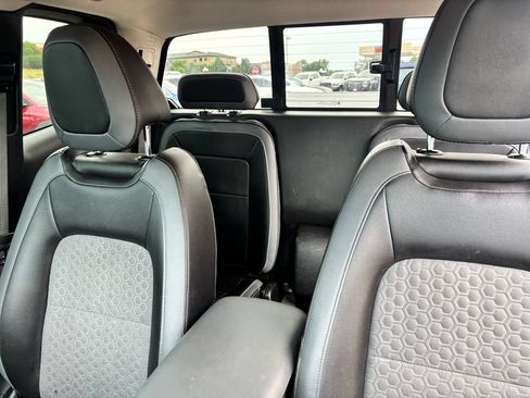 Used 2016 Chevrolet Colorado Z71 AWD/4WD image 14