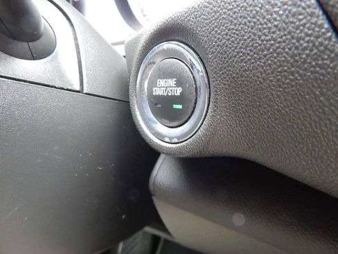 Used 2018 Buick Regal Preferred image 19