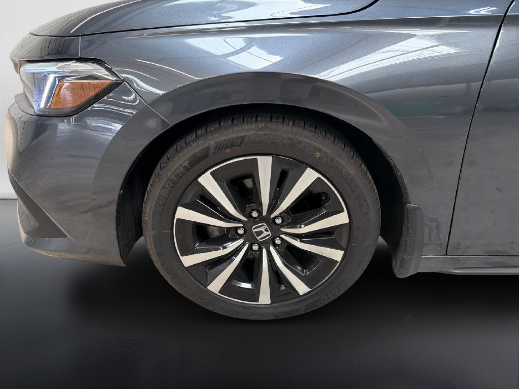 Used 2024 Honda Civic EX-L image 9