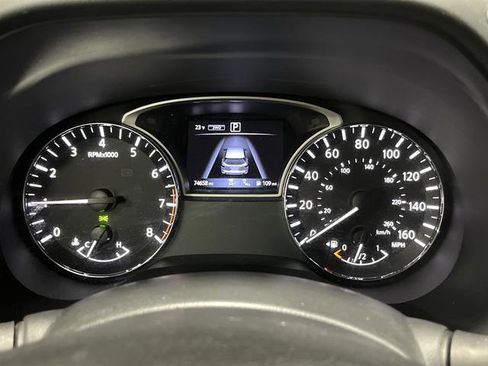 Used 2020 Nissan Pathfinder Platinum image 18