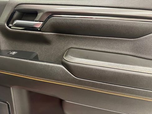 Used 2023 GMC Sierra 1500 AT4 image 17