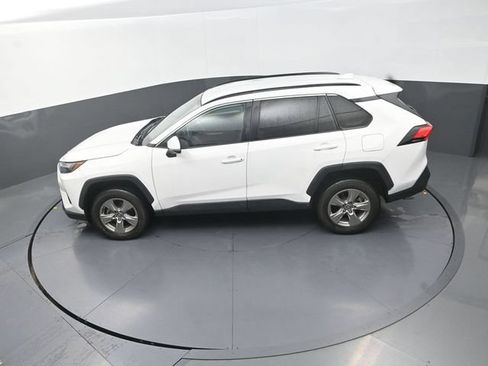 Used 2024 Toyota RAV4 XLE FWD image 26