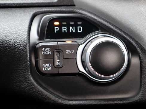 Used 2024 RAM 2500 Big Horn image 27