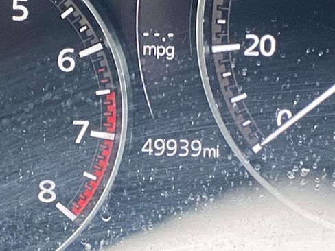 Used 2024 MAZDA MAZDA3 s image 30