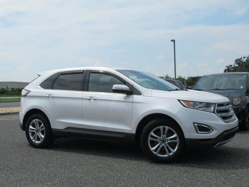 Used 2018 Ford Edge SEL w/ Equipment Group 201A image 2