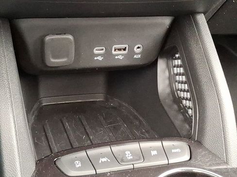 Used 2023 Chevrolet TrailBlazer ACTIV w/ Sun and Liftgate Package image 27