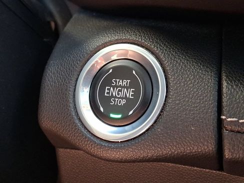 Used 2021 Buick Envision Avenir w/ Technology Package II AWD/4WD image 26