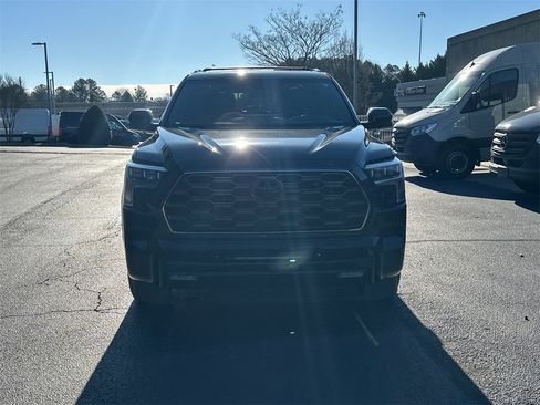 Used 2024 Toyota Sequoia Platinum image 2