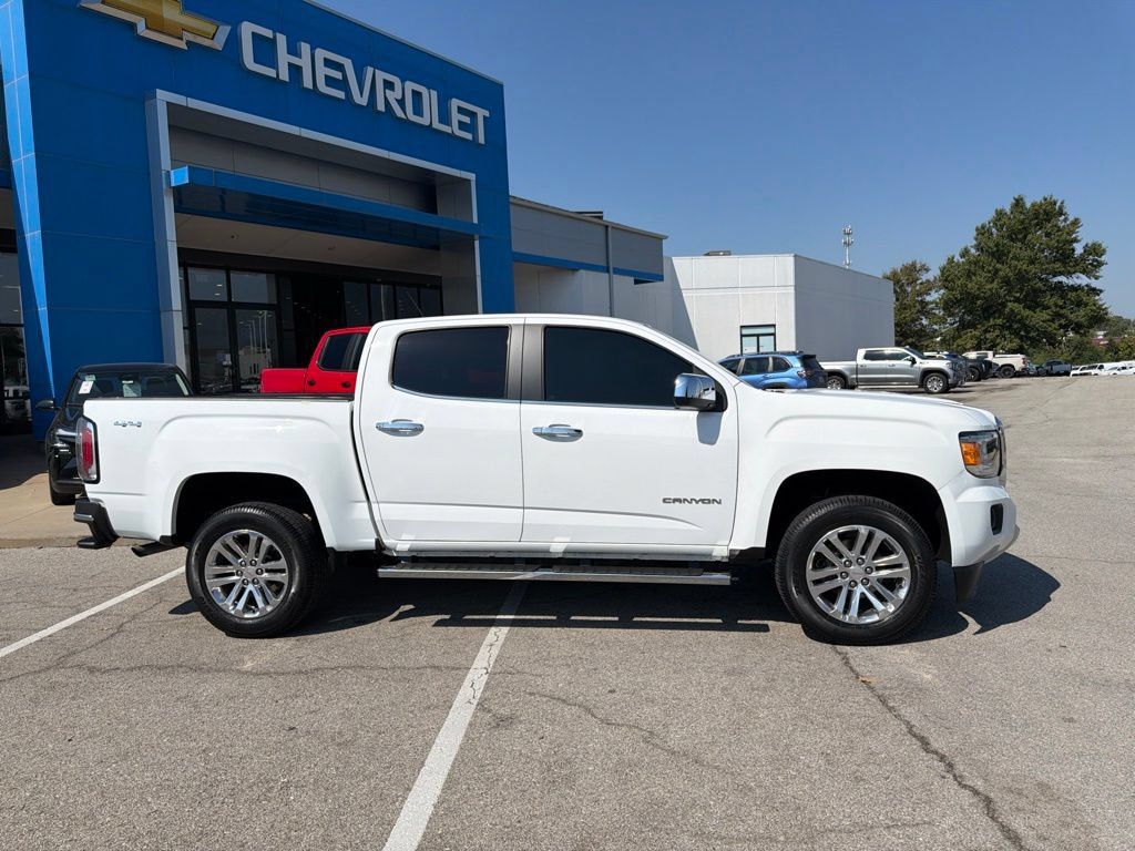 Used 2017 GMC Canyon SLT w/ Driver Alert Package AWD/4WD image 2