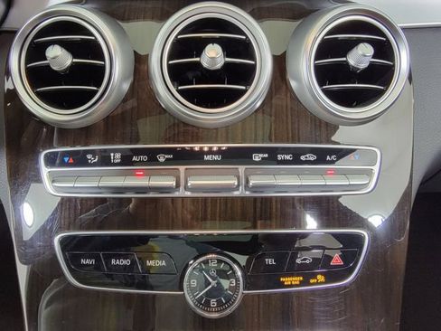 Certified 2019 Mercedes-Benz C 300 4MATIC Sedan image 25