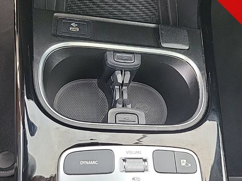Used 2025 Mercedes-Benz CLA 250 image 28
