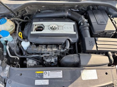 Used 2013 Volkswagen GTI Driver's Edition FWD image 46