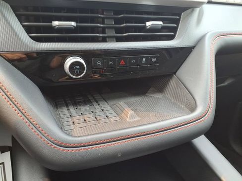 Certified 2025 Ford Explorer ST AWD/4WD image 24
