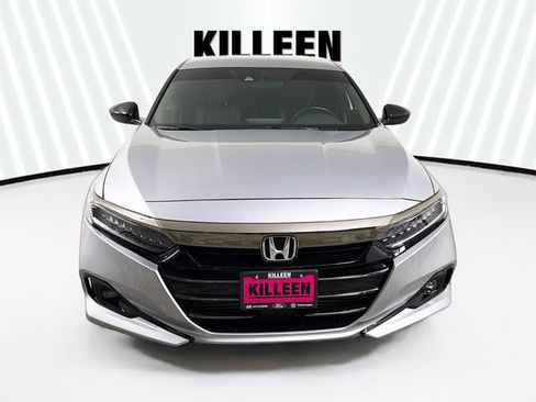 Used 2022 Honda Accord Sport image 2