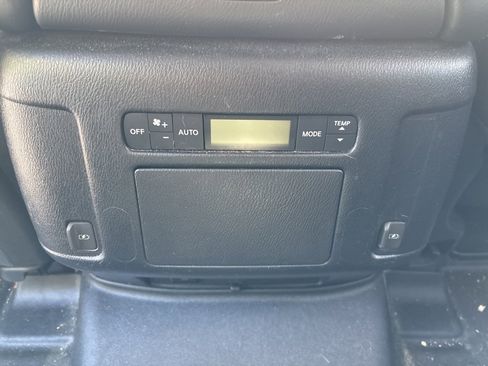 Used 2020 Nissan Armada SL w/ Premium Package image 8