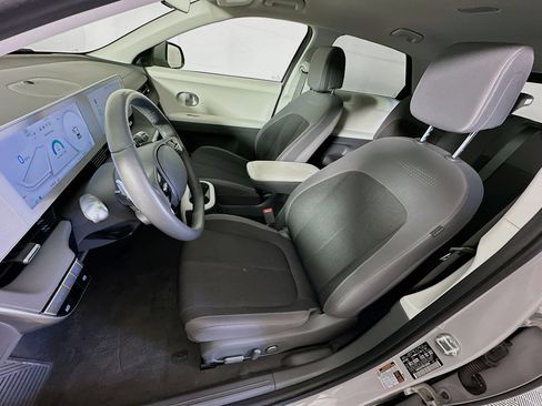 Used 2024 Hyundai Ioniq 5 SEL image 13