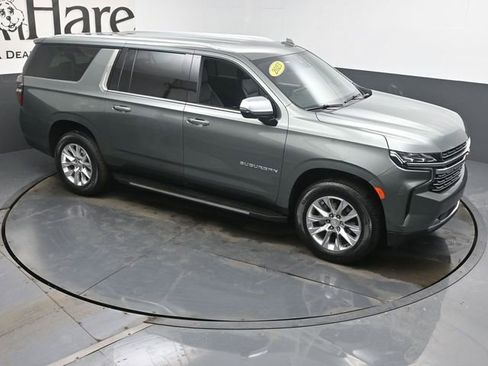 Used 2023 Chevrolet Suburban Premier image 47