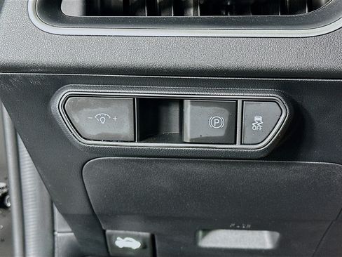Used 2025 Kia K4 FWD image 17
