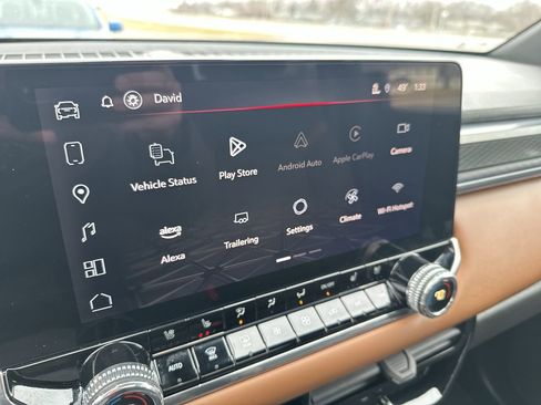 Certified 2025 GMC Canyon AT4 w/ Technology Plus Package image 16