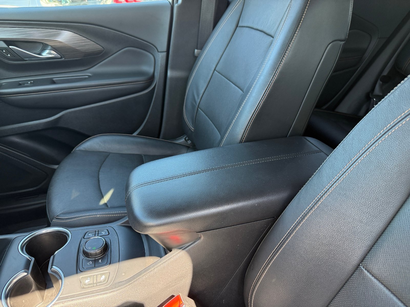 Used 2020 GMC Terrain SLT w/ Preferred Package FWD image 14