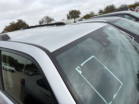 Used 2024 Toyota 4Runner TRD Off-Road image 4