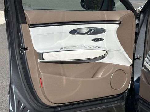 New 2026 Genesis GV70 2.5T Advanced image 10