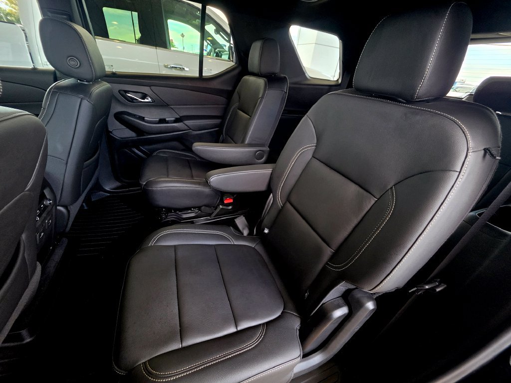 Used 2023 Chevrolet Traverse LT w/ LT Premium Package AWD/4WD image 65