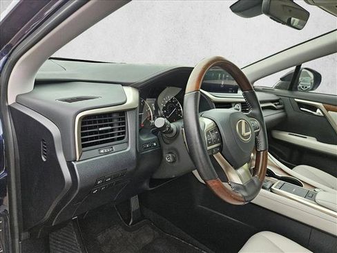 Used 2022 Lexus RX 350L FWD w/ Premium Package image 10