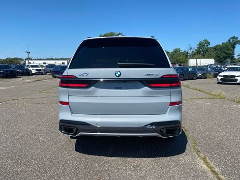 New 2027 BMW X7 xDrive40i w/ M Sport Package AWD/4WD image 3