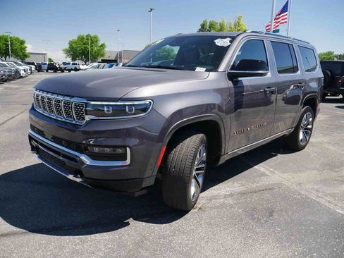 Used 2024 Jeep Grand Wagoneer Series III AWD/4WD image 4