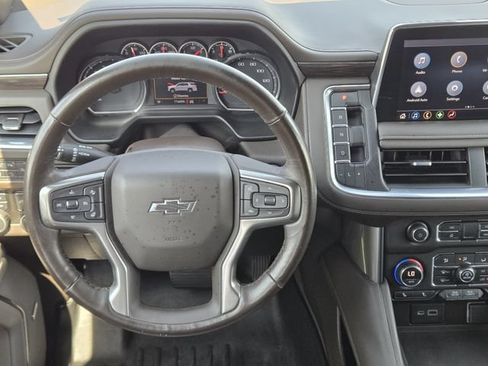 Used 2021 Chevrolet Tahoe Z71 w/ Luxury Package AWD/4WD image 25