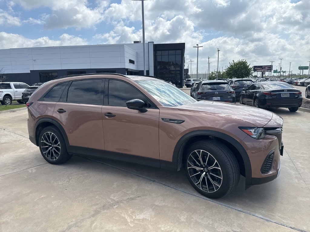 Used 2025 MAZDA CX-70 Plug-In Hybrid w/ Premium Plus AWD/4WD image 7