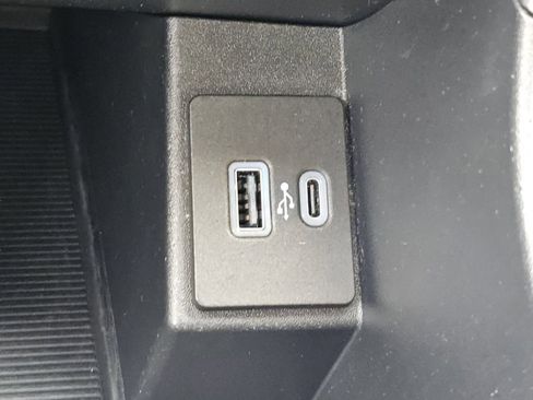 Used 2022 Ford Edge SE AWD/4WD image 12
