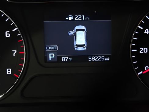 Used 2016 Kia Sorento FWD w/ LX Convenience Package image 21
