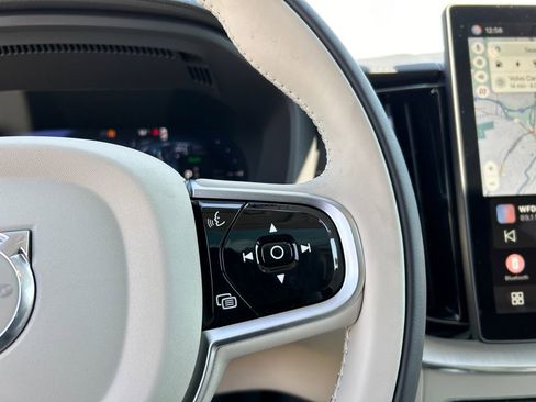 New 2026 Volvo XC60 T8 Ultra w/ Climate Package AWD/4WD image 14