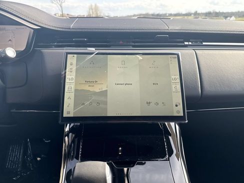 New 2026 Land Rover Range Rover Sport SE AWD/4WD image 23